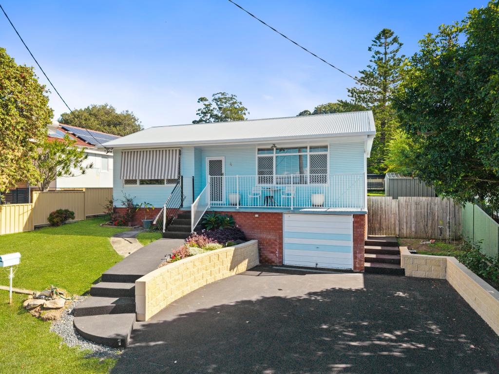 4 Harvey St, Wyong, NSW 2259