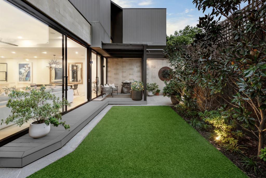 2a Garden Ave, Brighton East, VIC 3187