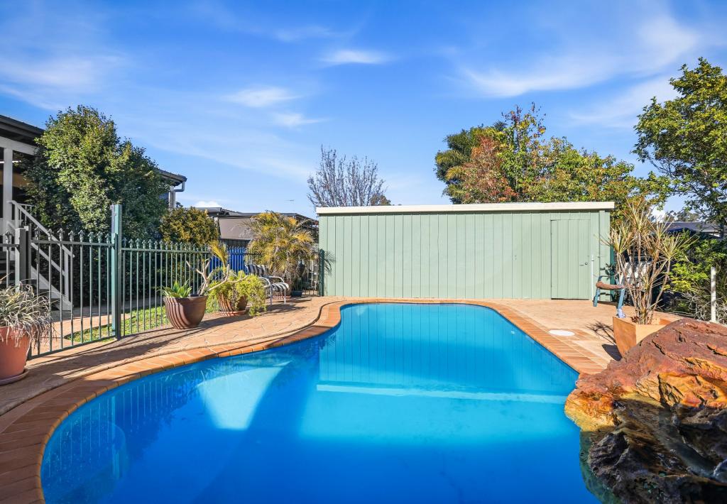28 Gandell Cres, South Penrith, NSW 2750