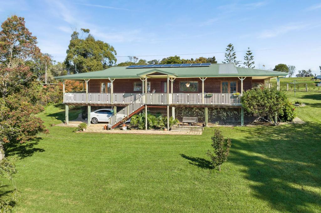 56 MOUNTAIN VIEW RD, MORUYA, NSW 2537