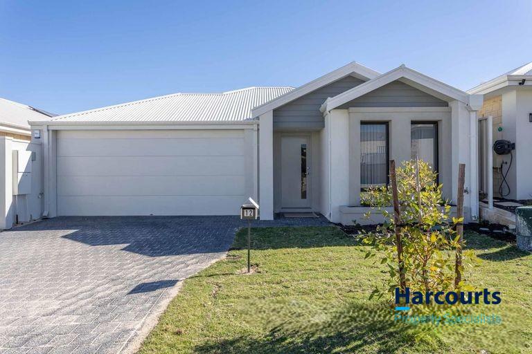 12 Chaudes Rd, Alkimos, WA 6038