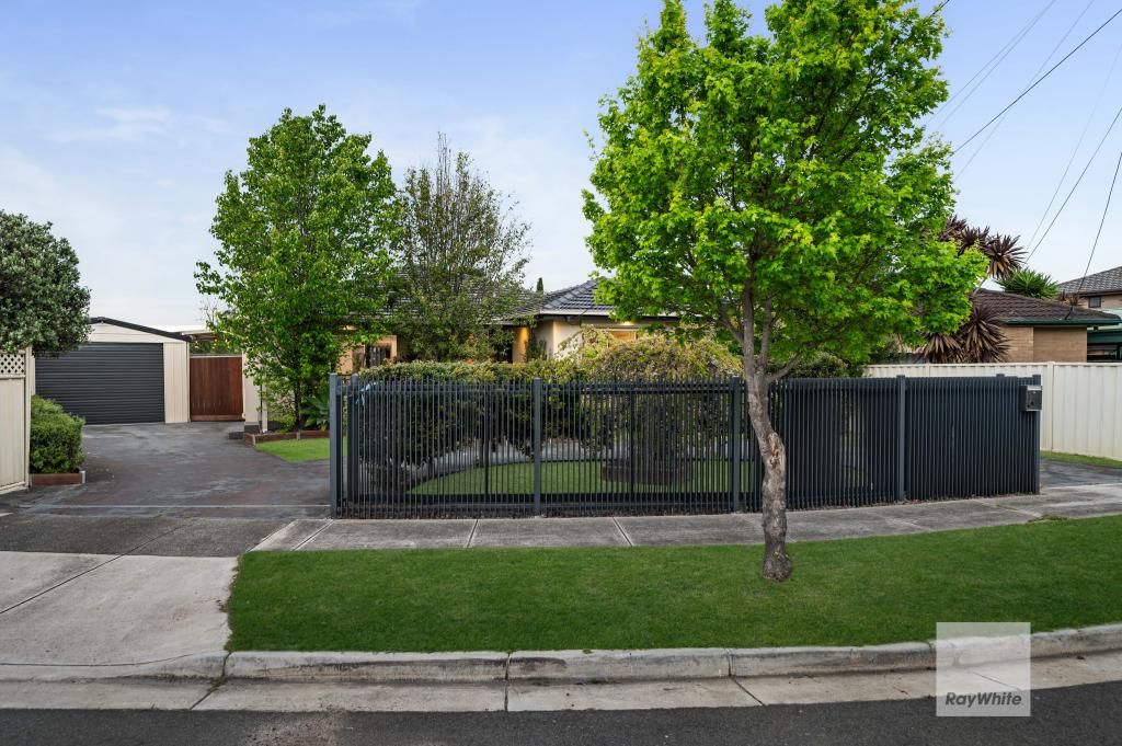 6 Sutton Cl, Gladstone Park, VIC 3043