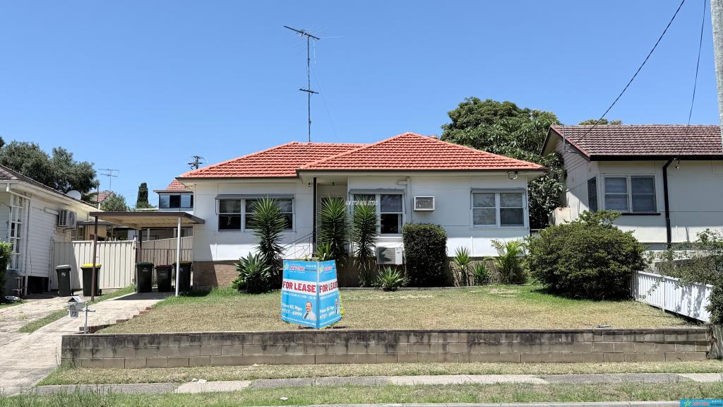 73 Bradbury Ave, Campbelltown, NSW 2560