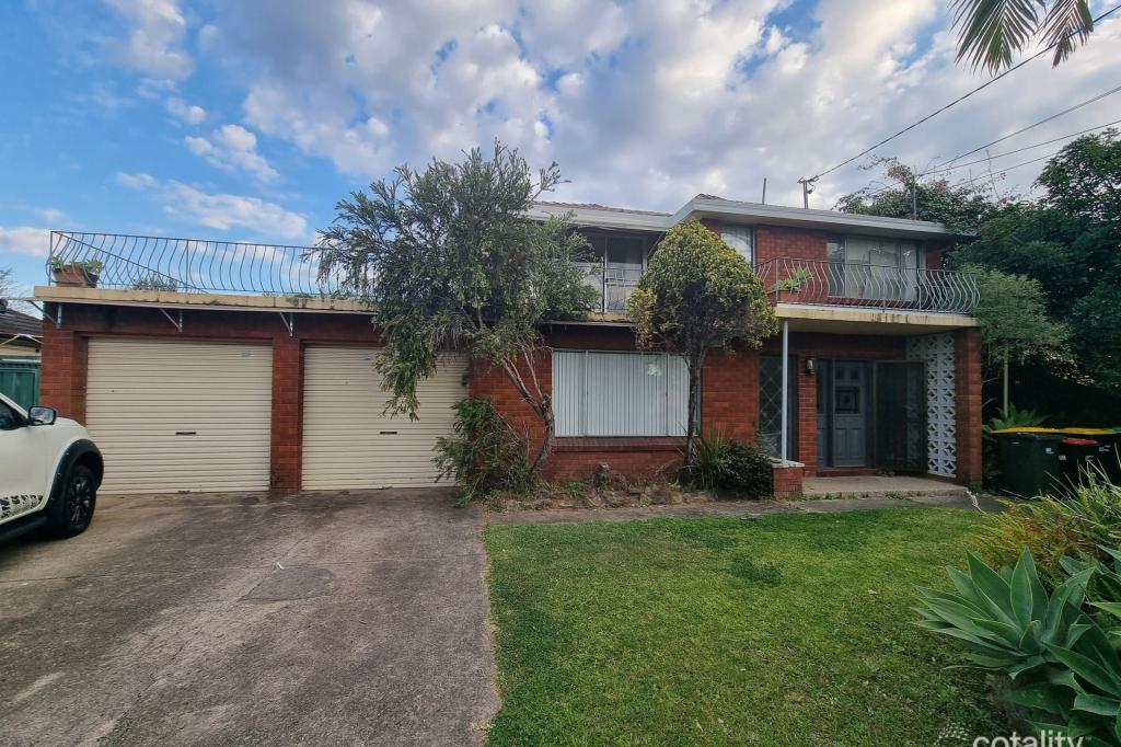 40 GIBSON AVE, CASULA, NSW 2170
