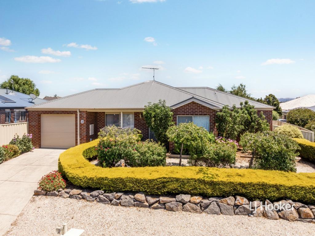 2 James Cl, Kilmore, VIC 3764