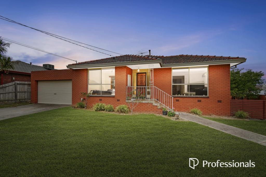 6 Caramar Dr, Oakleigh South, VIC 3167