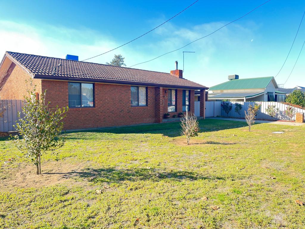 25 Victoria St, Howlong, NSW 2643