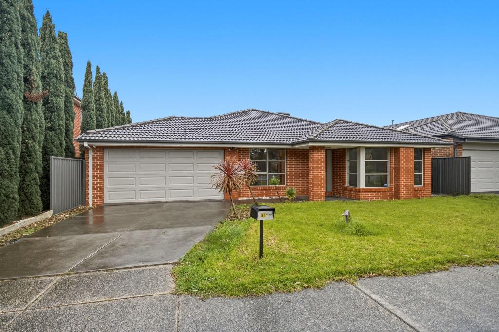 81 Atlas Dr, Cranbourne West, VIC 3977