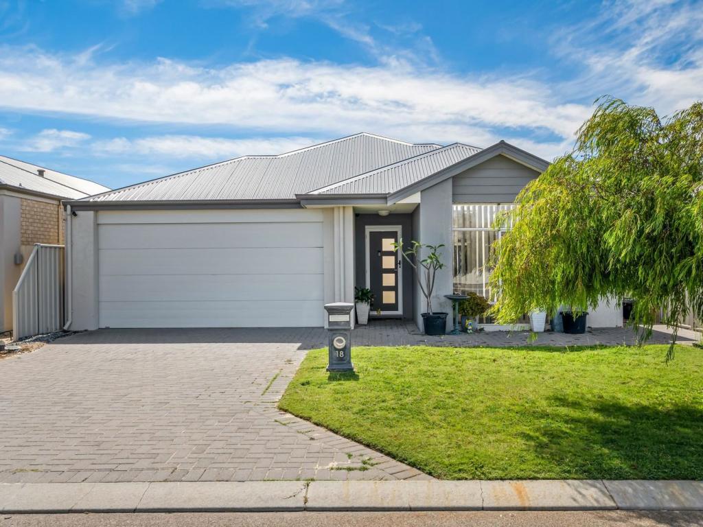 18 Waveki St, Yanchep, WA 6035