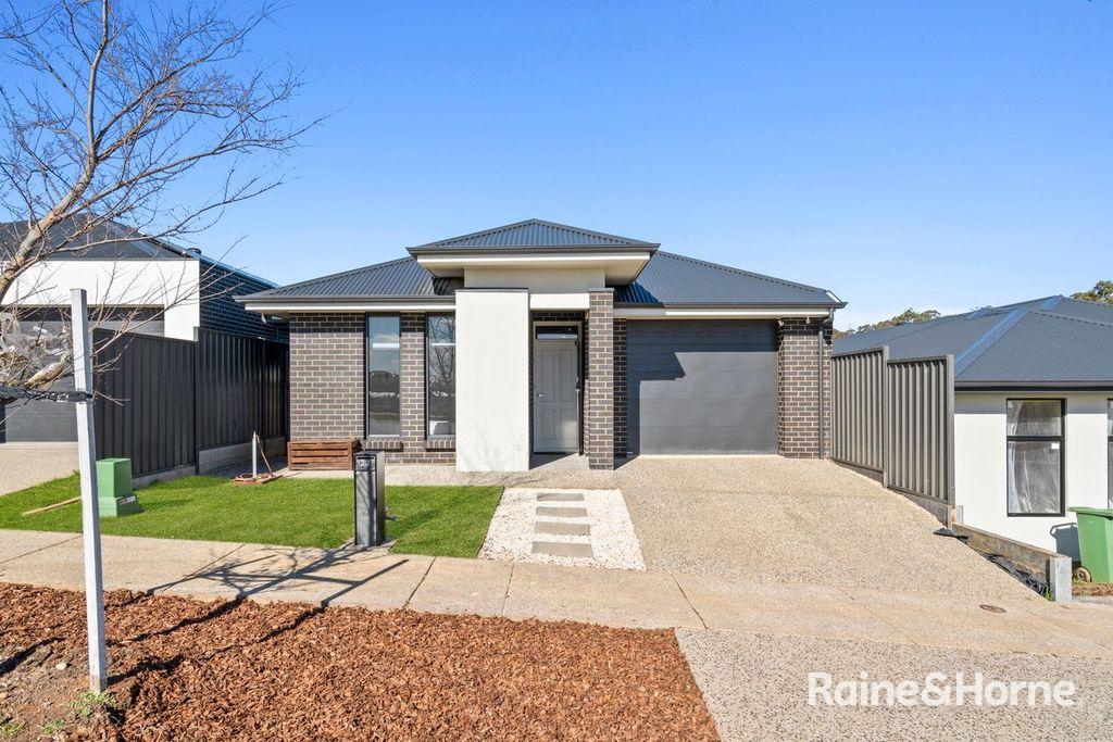 122 GLENLEA BVD, MOUNT BARKER, SA 5251