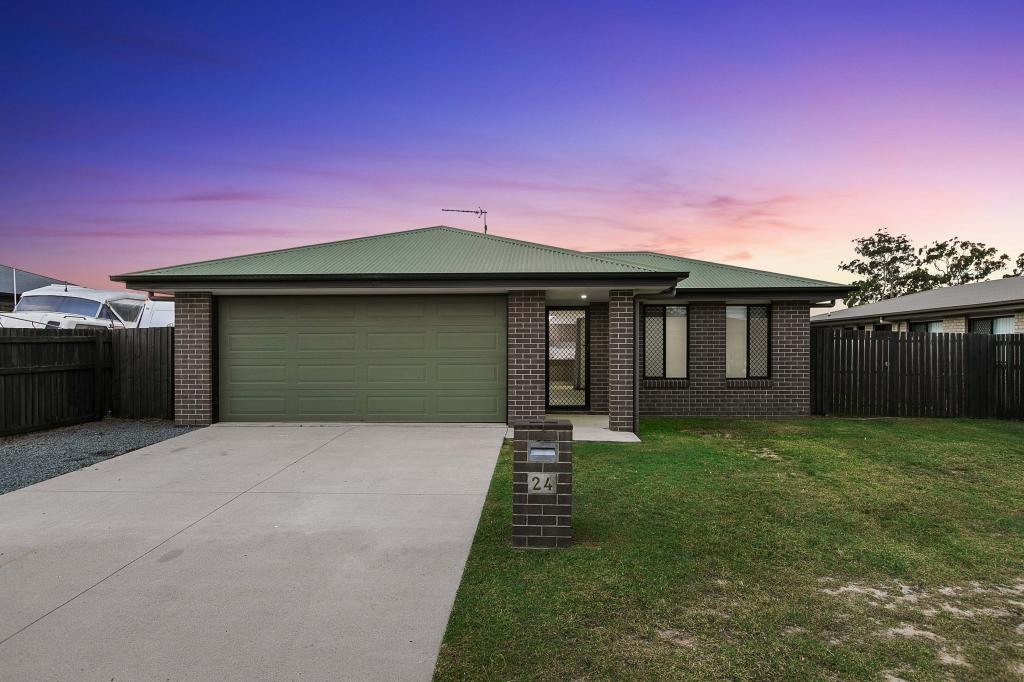 24 Larissa Way, Urangan, QLD 4655