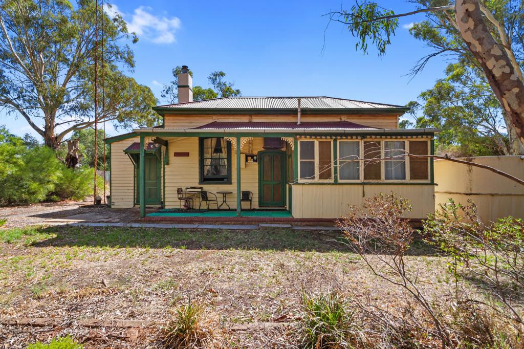 19 John St, Hallett, SA 5419