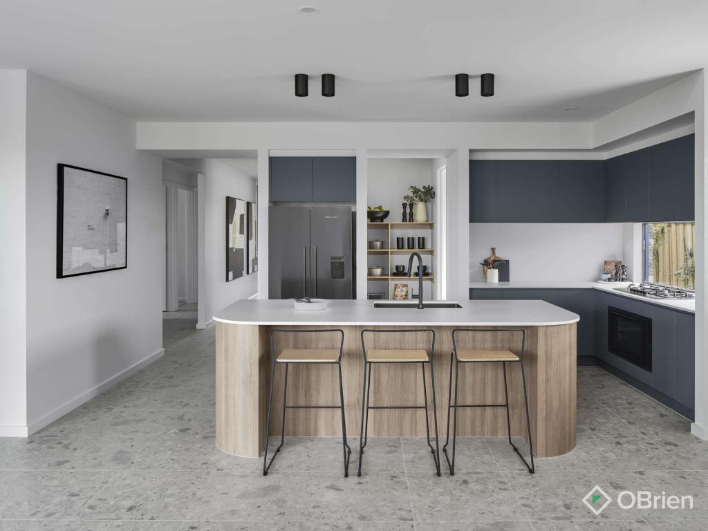 56 Apsley Pkwy, Nar Nar Goon North, VIC 3812