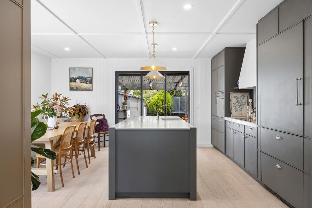 25 Howey St, Gisborne, VIC 3437