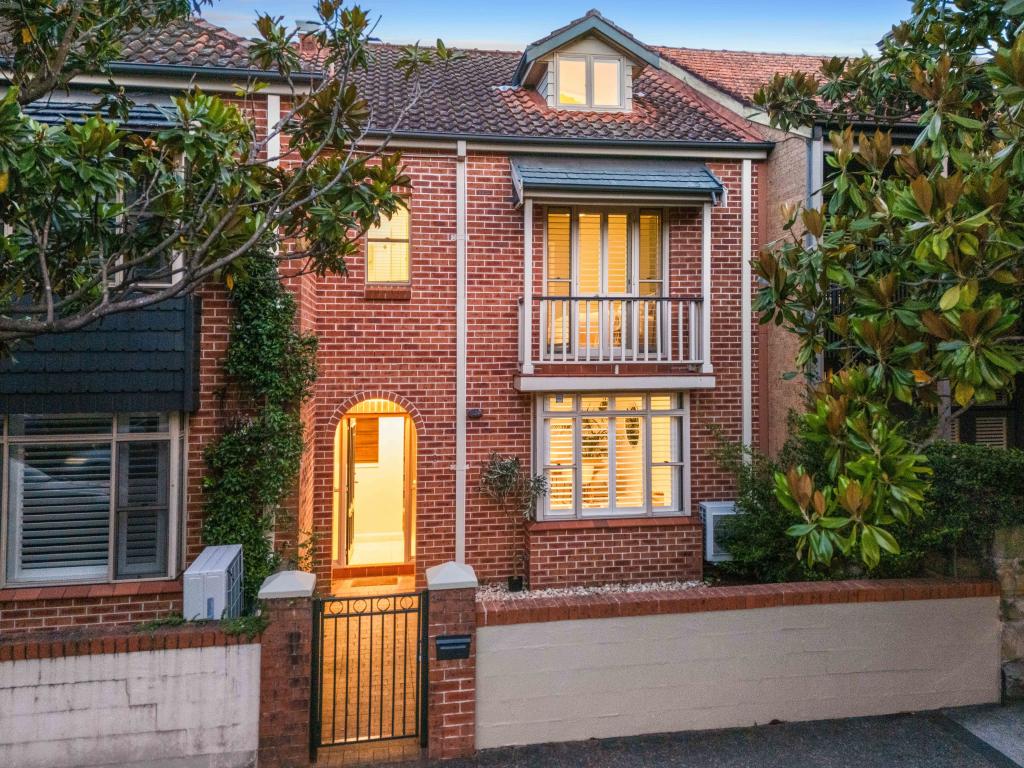 8/189 Ben Boyd Rd, Neutral Bay, NSW 2089