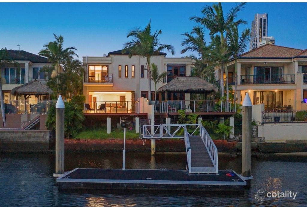 2/6 Sunset Bvd, Surfers Paradise, QLD 4217