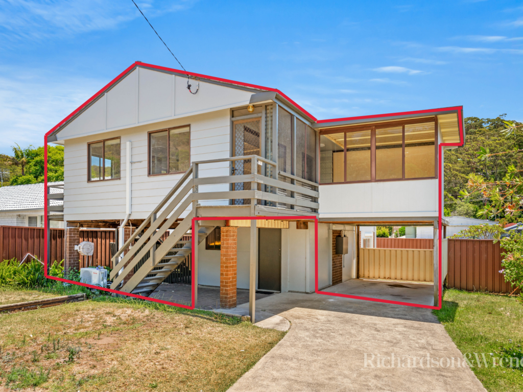 27 Blue Waters Pde, Tascott, NSW 2250