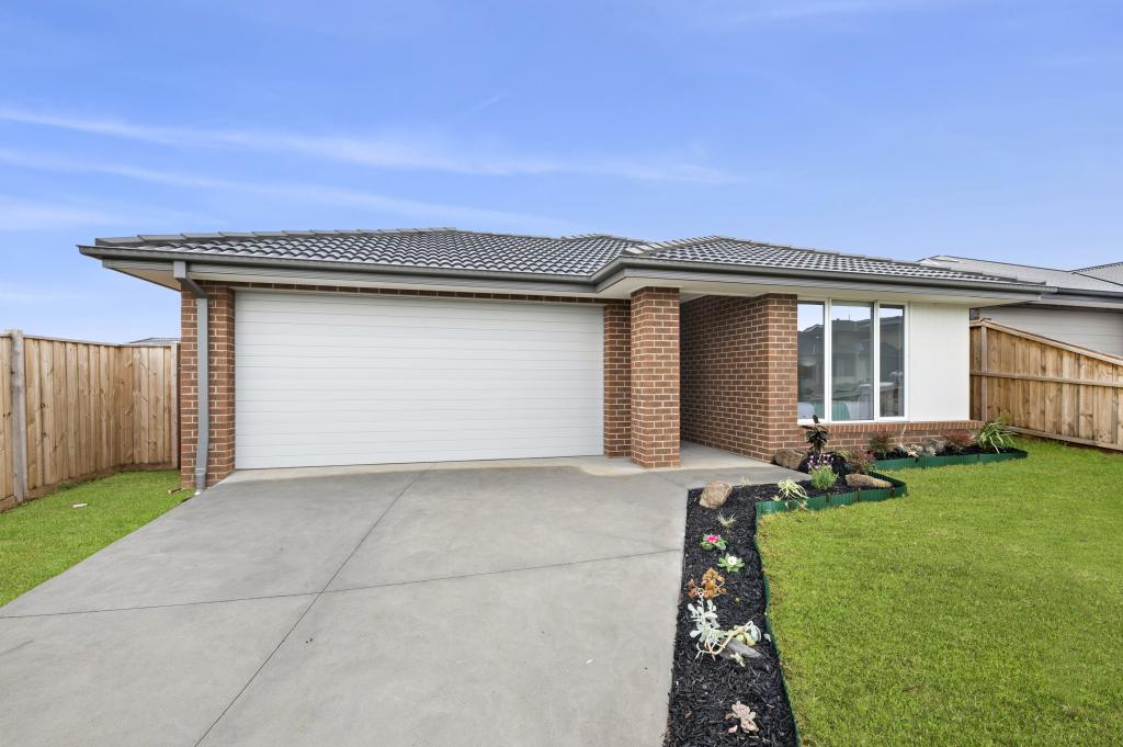 127 Bramley Ave, Charlemont, VIC 3217