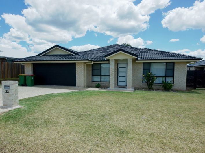 22 Murray St, Oakey, QLD 4401