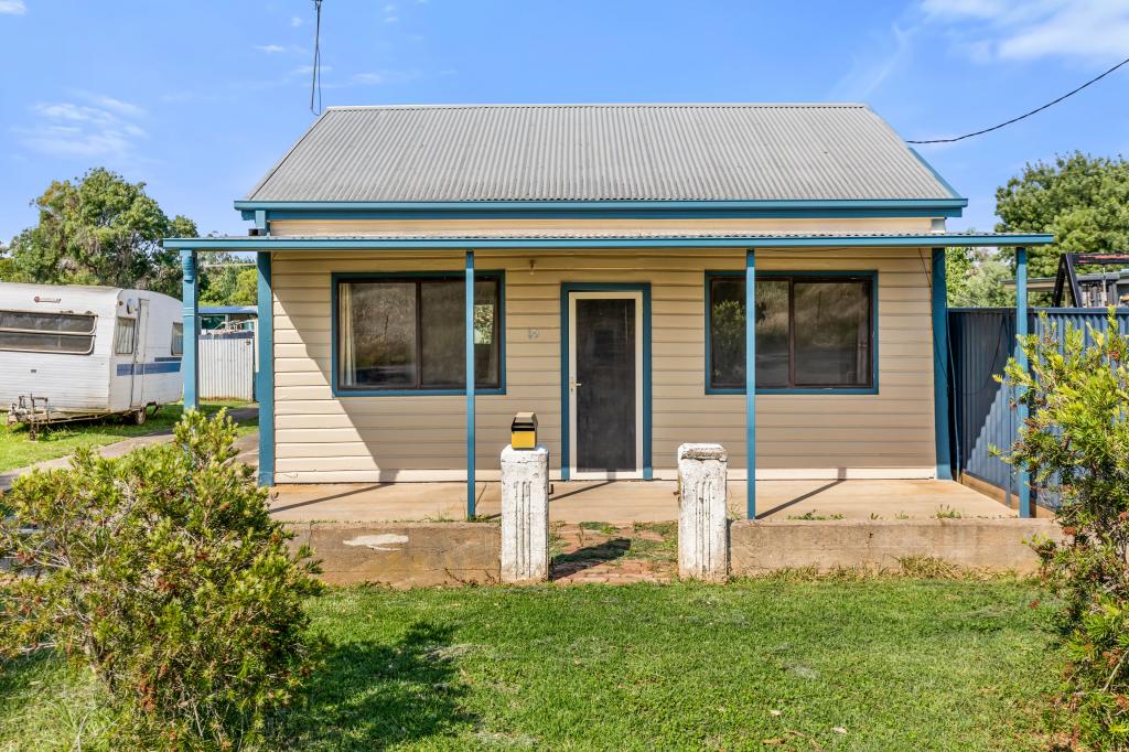 49 Junction St, Junee, NSW 2663