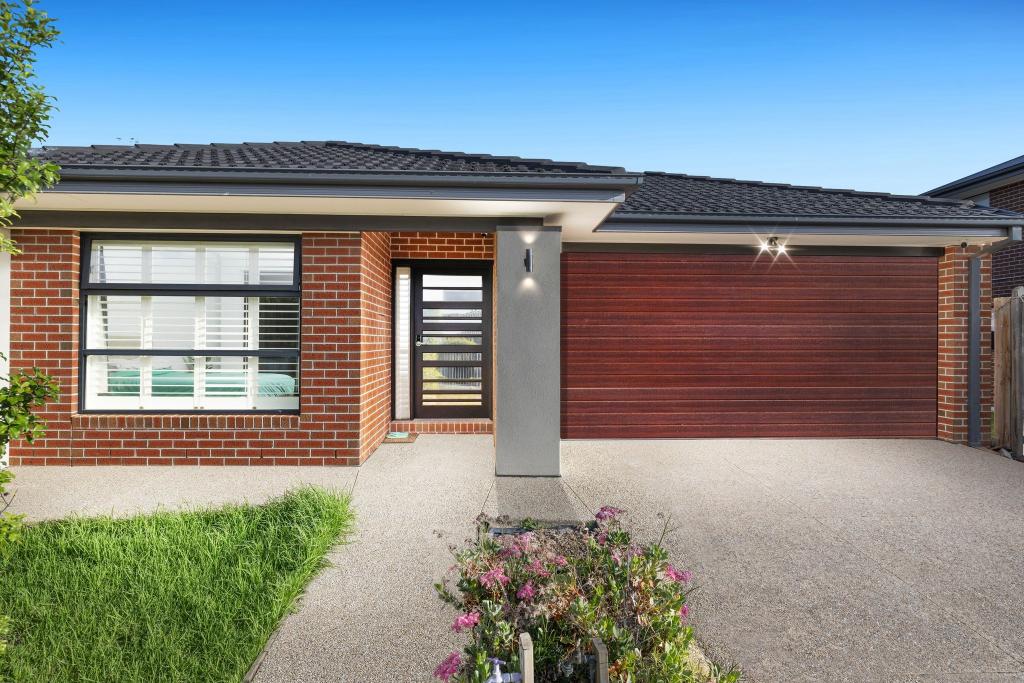 21 Romulus Cres, Cranbourne West, VIC 3977