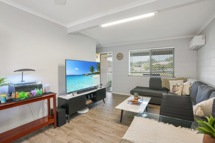 3/3 SIGG ST, SOUTH GLADSTONE, QLD 4680