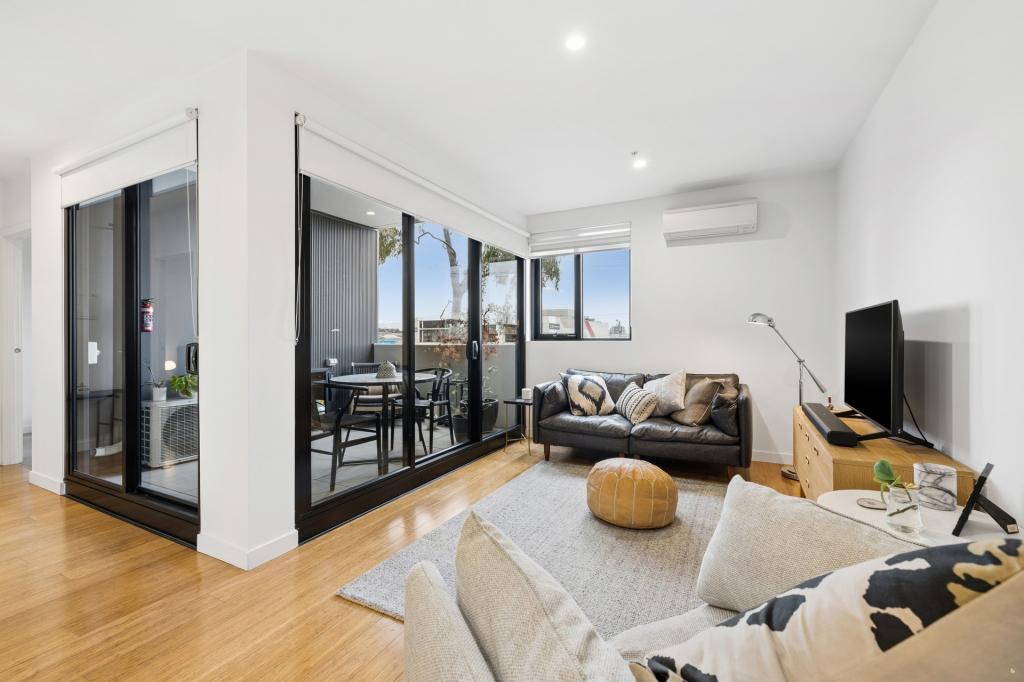 107/10 CLINCH AVE, PRESTON, VIC 3072