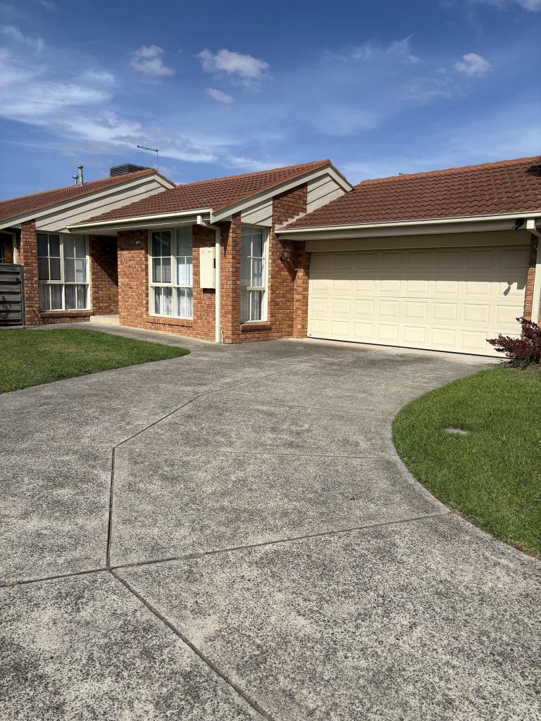 169 Courtenay Ave, Cranbourne North, VIC 3977