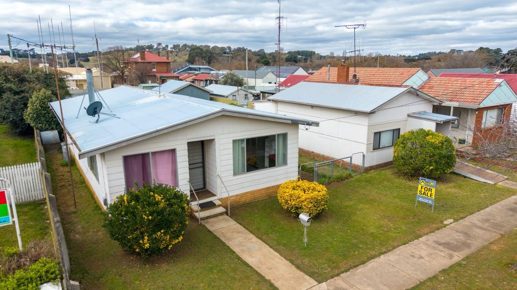 50-52 Denison St, Crookwell, NSW 2583