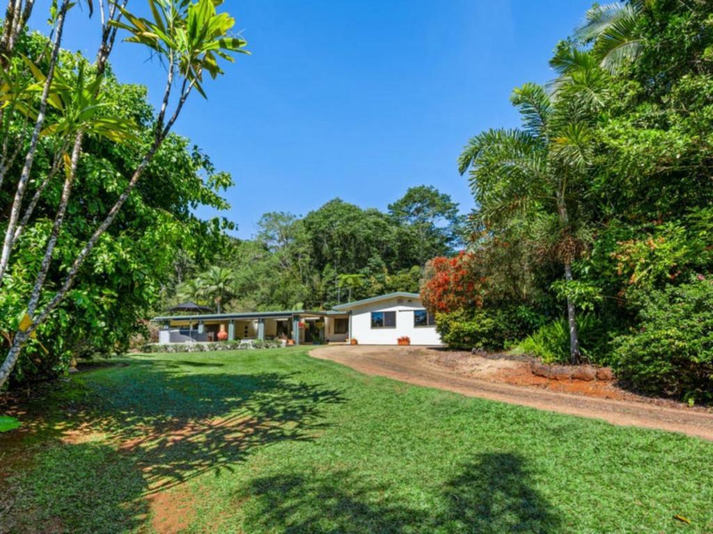 3066 Gillies Range Rd, Lake Barrine, QLD 4884