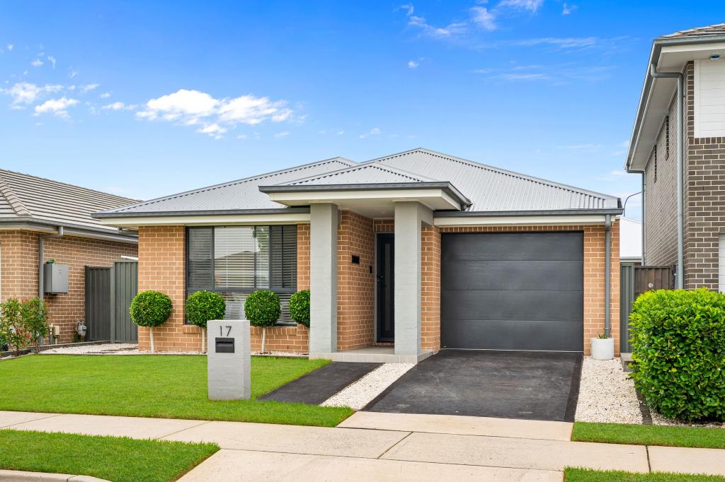 17 Academy St, Jordan Springs, NSW 2747