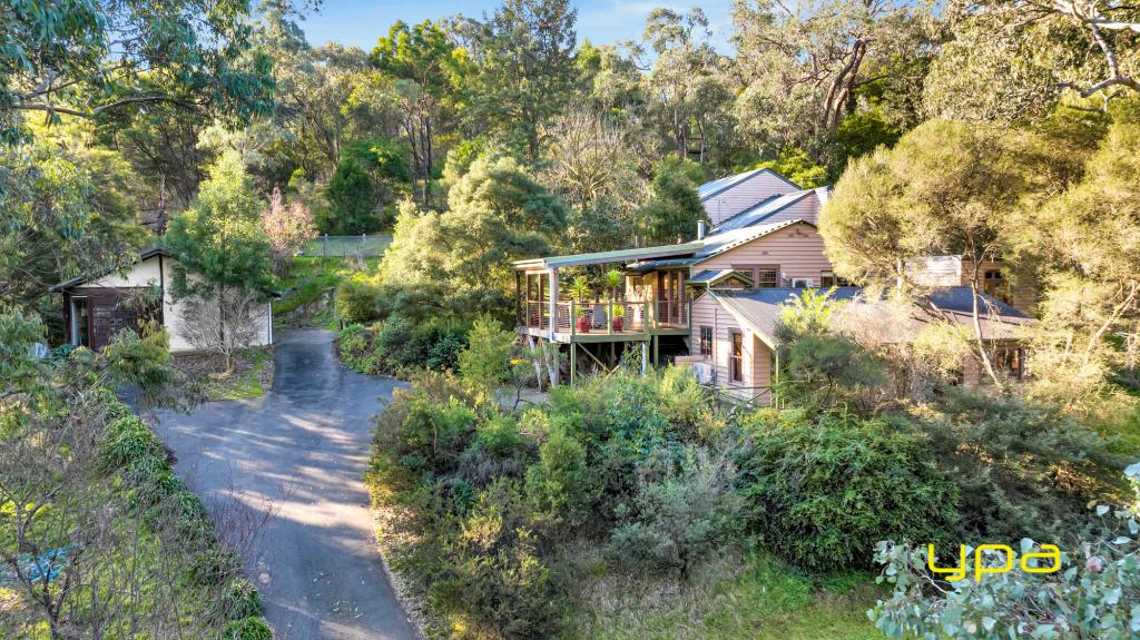 110 Haleys Gully Rd, Hurstbridge, VIC 3099