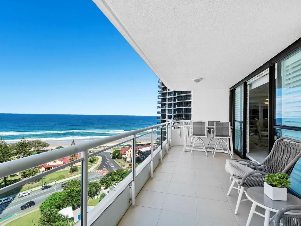 54/3 CUNNINGHAM AVE, MAIN BEACH, QLD 4217