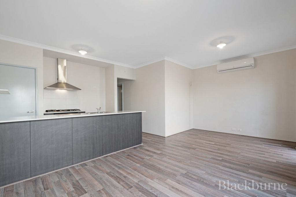 15 Hobson Loop, Piara Waters, WA 6112