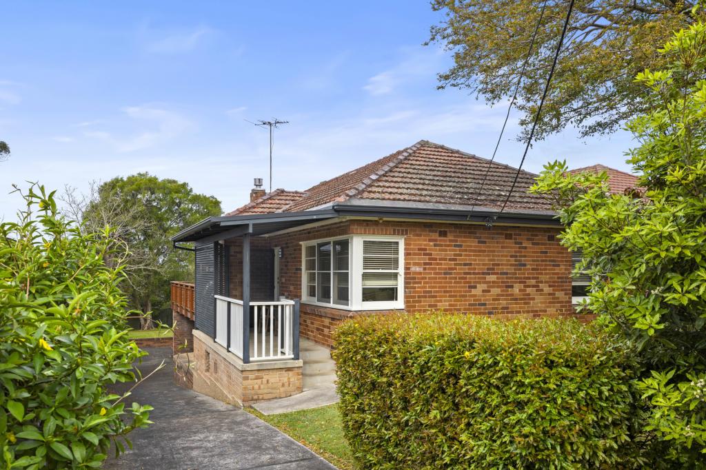 70 Clontarf St, Seaforth, NSW 2092
