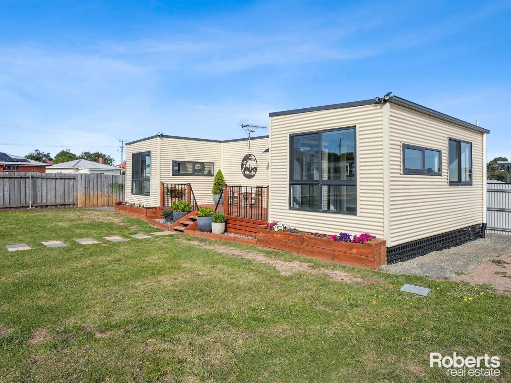 12 Sebastian Rise, Swansea, TAS 7190