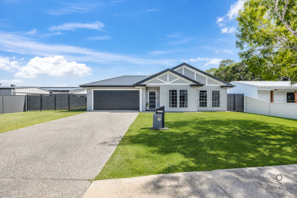 41 Beachmere St, Burnett Heads, QLD 4670