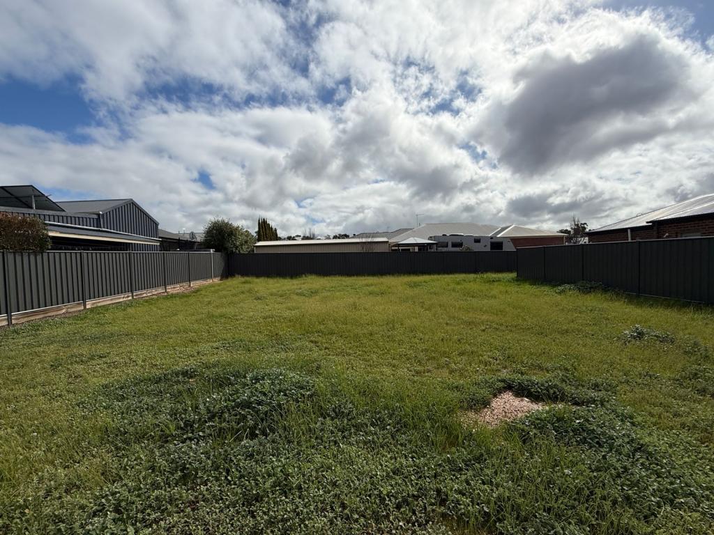 11 Central Ct, Maryborough, VIC 3465