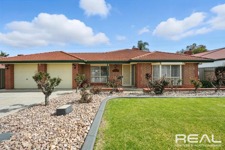 12 Stuart Dr, Craigmore, SA 5114