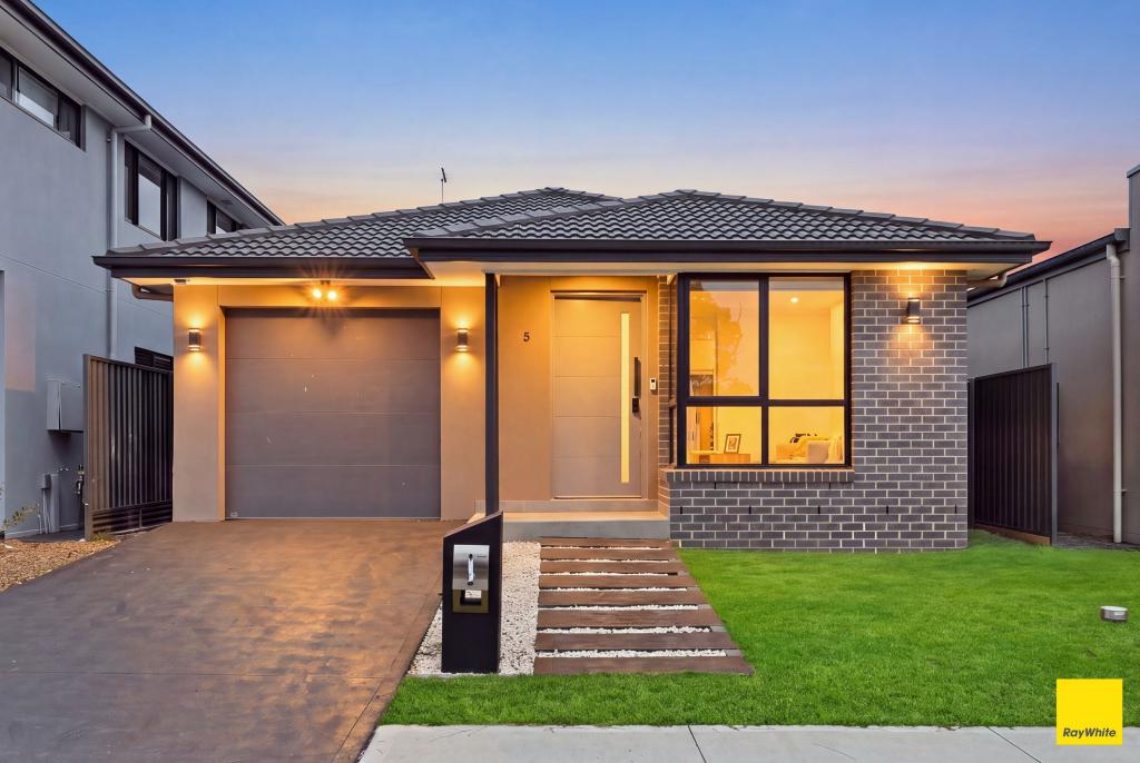 5 KEBBLEWHITE STREET (NIRIMBA FIELDS),, QUAKERS HILL, NSW 2763
