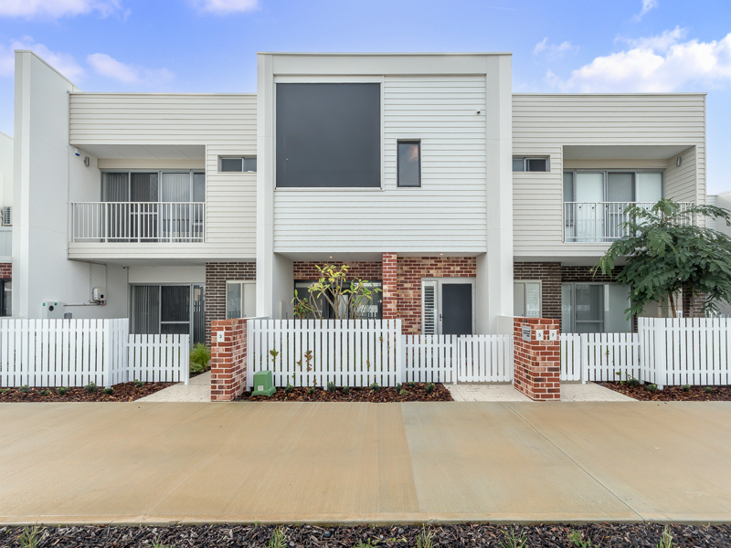 5 Catseye Walk, Treeby, WA 6164