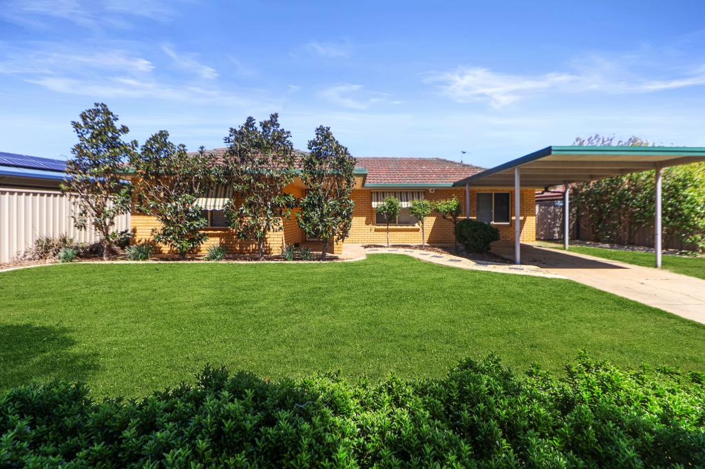 9 Lyons Cres, Forest Hill, NSW 2651