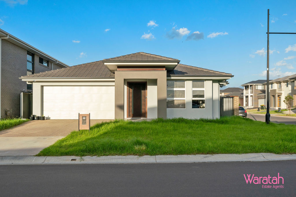 16 Floribunda Pde, Marsden Park, NSW 2765