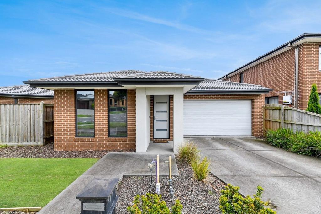 1 Kinkade Cl, Cranbourne East, VIC 3977