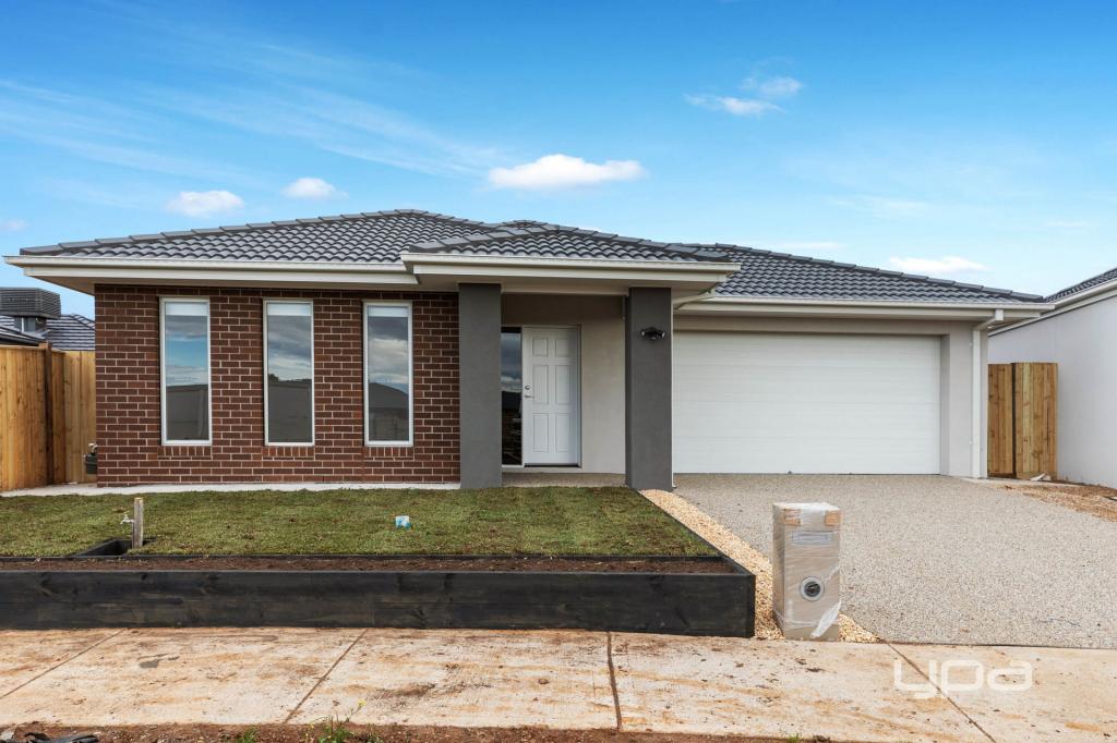 18 Cornish Rd, Thornhill Park, VIC 3335