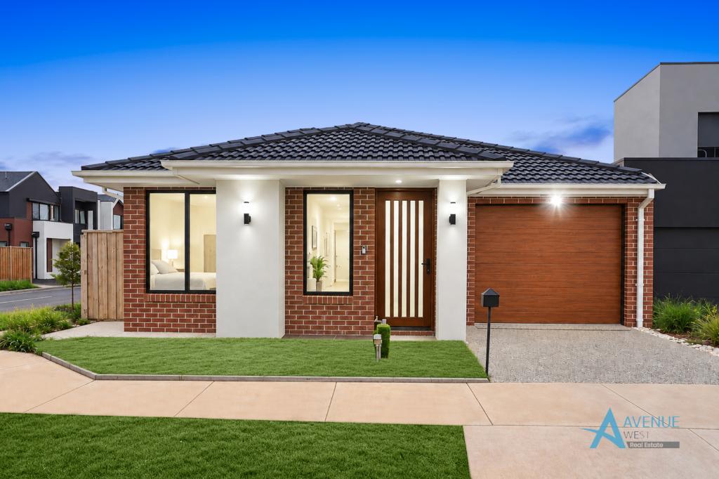 82 Brundell Ave, Rockbank, VIC 3335