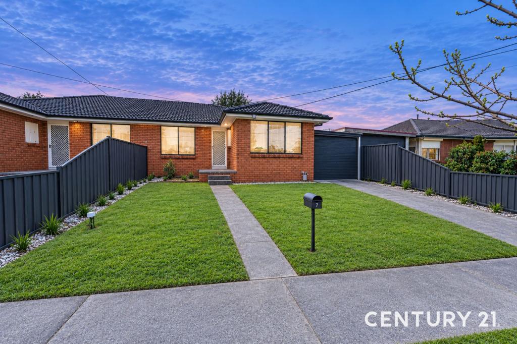 2/19 SIMON AVE, NOBLE PARK, VIC 3174