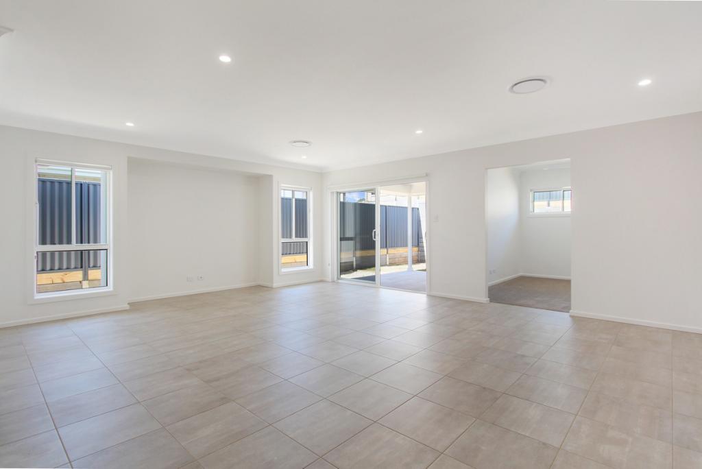 23 Persimmon Pkwy, Thrumster, NSW 2444