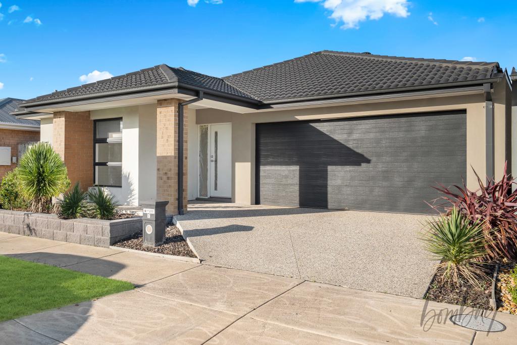 7 Mirium St, Donnybrook, VIC 3064