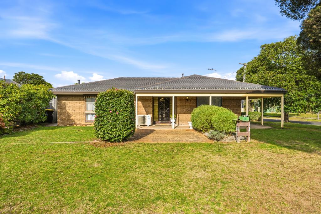 37 Alameda Dr, Sale, VIC 3850